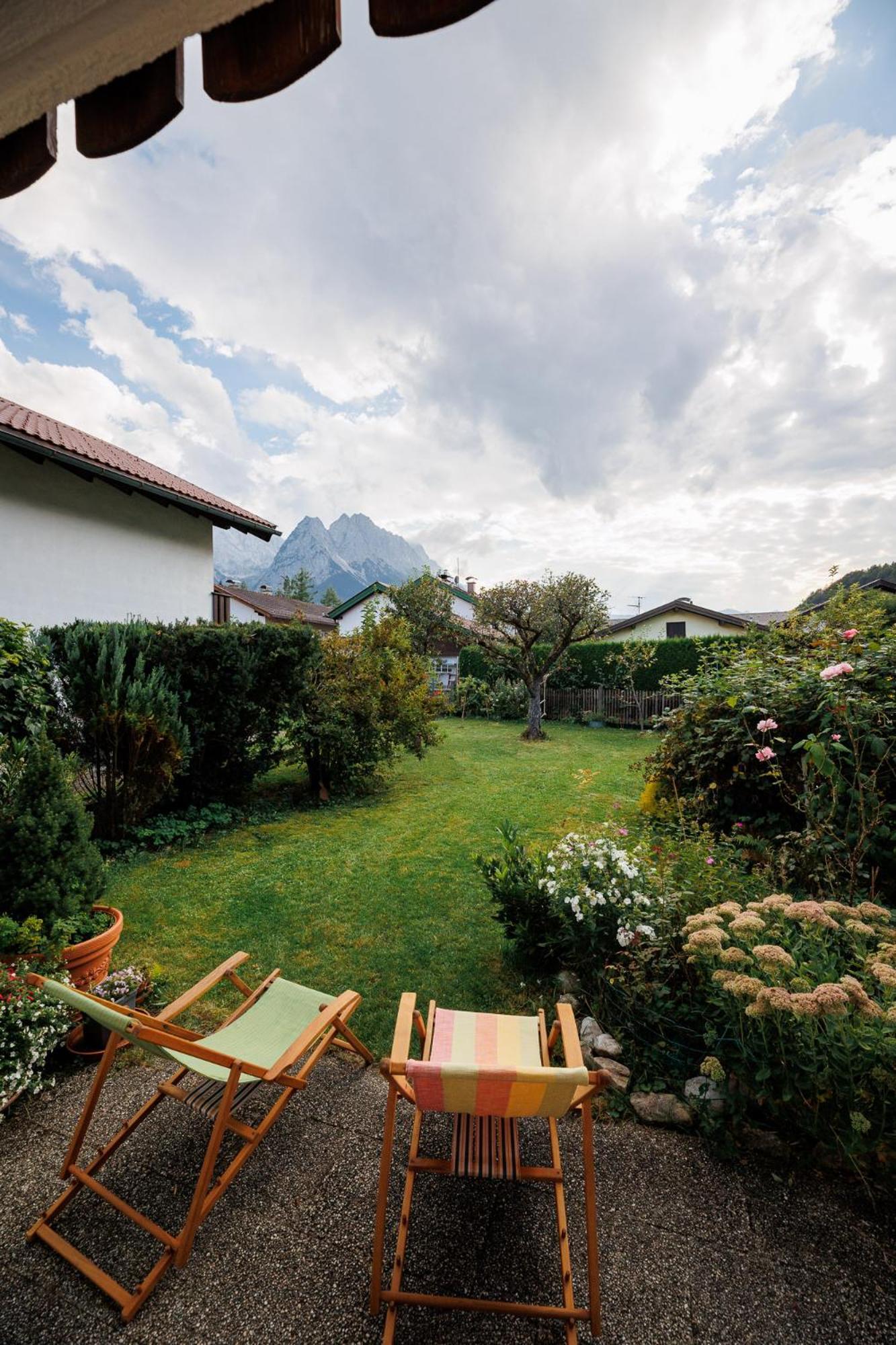 Haus Mit Wunderschoenem Ausblick Und Garten Garmisch-Partenkirchen Exterior photo